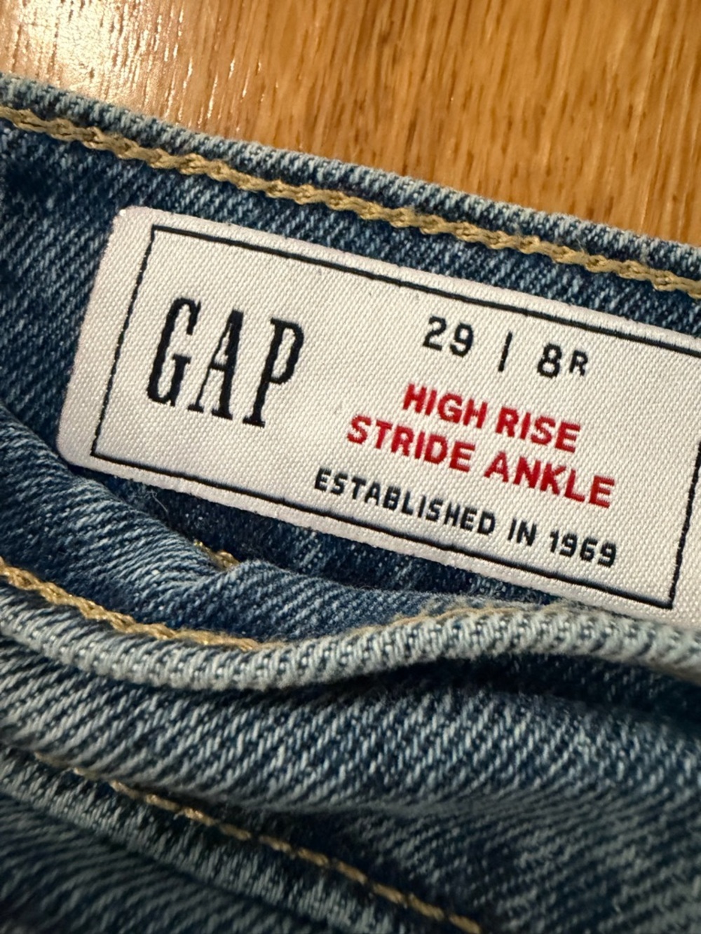 Gap High Rise Stride Ankle Jeans - Picture 4 of 4